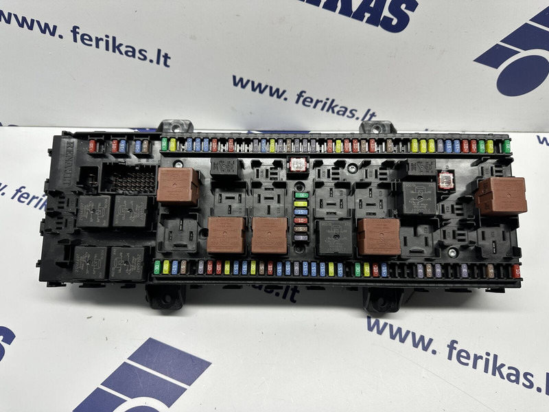 Renault T fuse box - Sistema elétrico por Camião: foto 2 Renault T fuse box - Sistema elétrico por Camião: foto 2