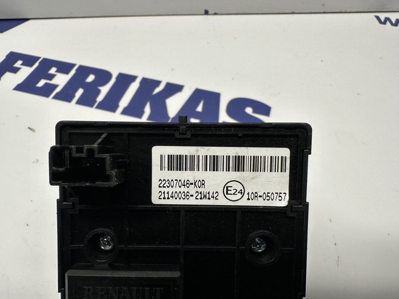 Renault cruise control switch - Painel de instrumentos por Camião: foto 3 Renault cruise control switch - Painel de instrumentos por Camião: foto 3