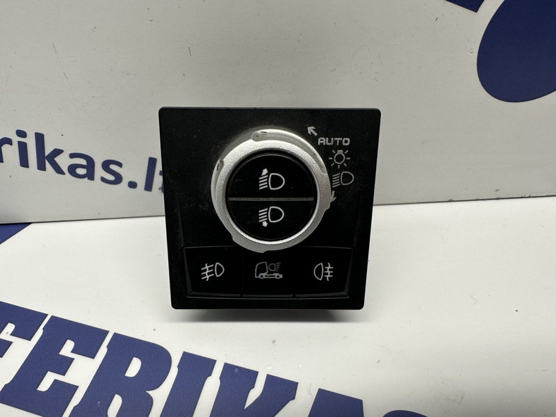 Renault lights switch - Painel de instrumentos por Camião: foto 1 Renault lights switch - Painel de instrumentos por Camião: foto 1