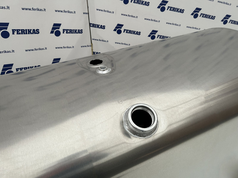 Scania New aluminum fuel tank 570L - Tanque de combustível por Camião: foto 4 Scania New aluminum fuel tank 570L - Tanque de combustível por Camião: foto 4