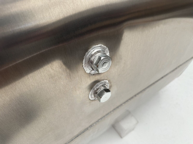 Tanque de combustível por Camião novo Scania New aluminum fuel tank 700L: foto 6