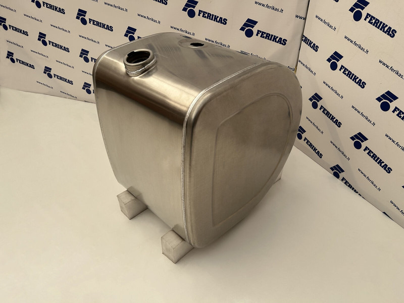 Volvo New aluminum fuel tank 240L - Tanque de combustível por Camião: foto 3 Volvo New aluminum fuel tank 240L - Tanque de combustível por Camião: foto 3