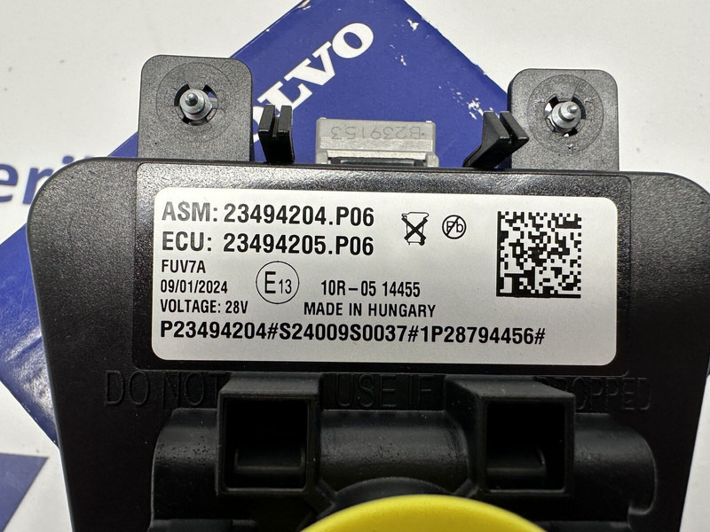 Volvo VOLVO/RENAULT lane assist camera - Sistema elétrico por Camião: foto 3 Volvo VOLVO/RENAULT lane assist camera - Sistema elétrico por Camião: foto 3