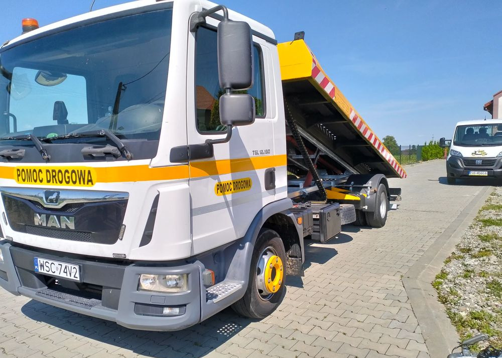 MAN TGL 12 190 Pomoc drogowa, abshlepp laweta holownik - Caminhão reboque: foto 2 MAN TGL 12 190 Pomoc drogowa, abshlepp laweta holownik - Caminhão reboque: foto 2