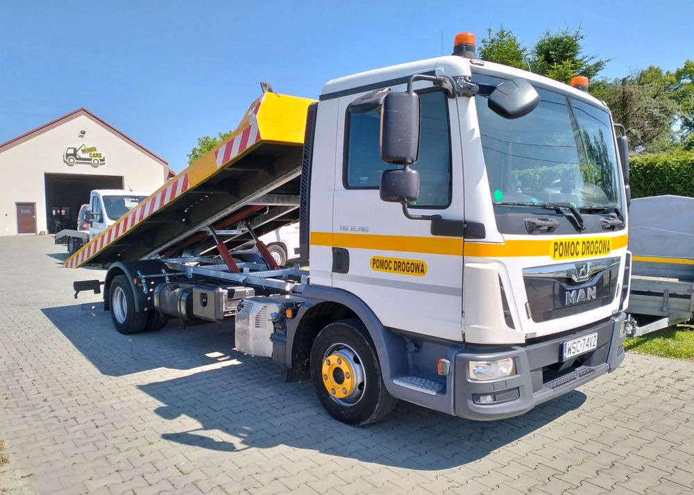 MAN TGL 12 190 Pomoc drogowa, abshlepp laweta holownik - Caminhão reboque: foto 1 MAN TGL 12 190 Pomoc drogowa, abshlepp laweta holownik - Caminhão reboque: foto 1