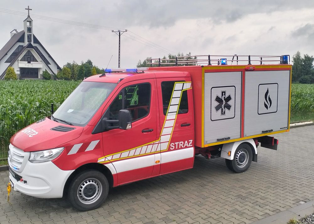 Mercedes-Benz Sprinter 907 straż strażacki pożarniczy Hasici Pompier - Carro de bombeiro: foto 4 Mercedes-Benz Sprinter 907 straż strażacki pożarniczy Hasici Pompier - Carro de bombeiro: foto 4