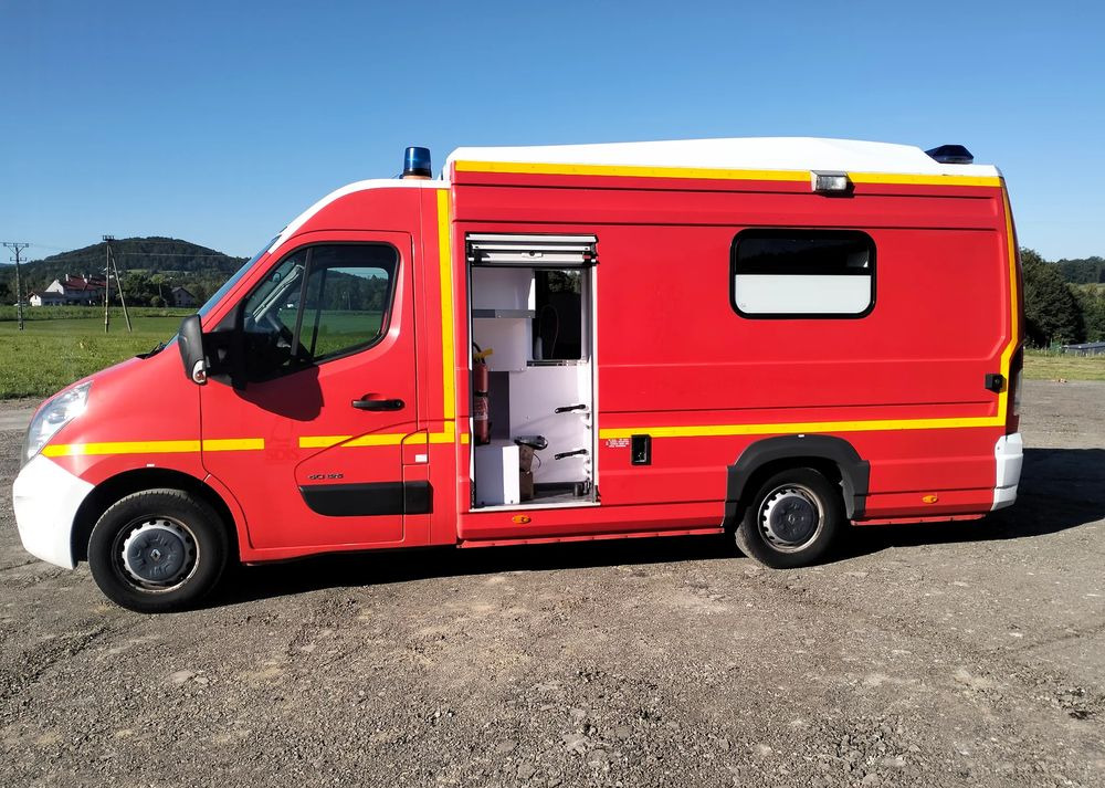 Renault Master III 2.3 ambulans karetka kontener straż pogotowie - Ambulância: foto 4 Renault Master III 2.3 ambulans karetka kontener straż pogotowie - Ambulância: foto 4