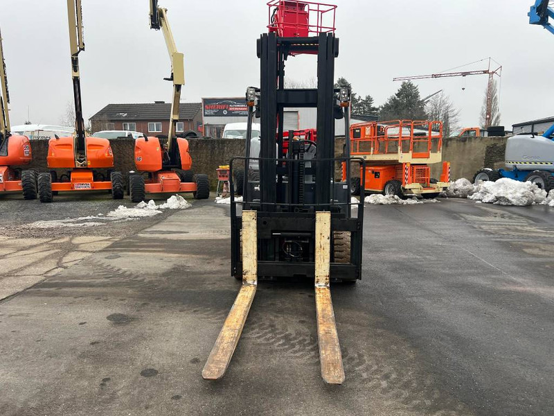 Doosan B50X5 5T 6m Triplex non-marking (1840) - Empilhadeira elétrica: foto 4 Doosan B50X5 5T 6m Triplex non-marking (1840) - Empilhadeira elétrica: foto 4