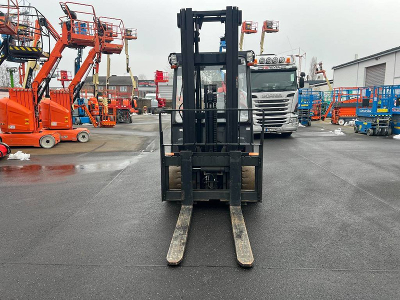 Doosan B50X5 5T 6m Triplex non-marking (1841) - Empilhadeira elétrica: foto 4 Doosan B50X5 5T 6m Triplex non-marking (1841) - Empilhadeira elétrica: foto 4