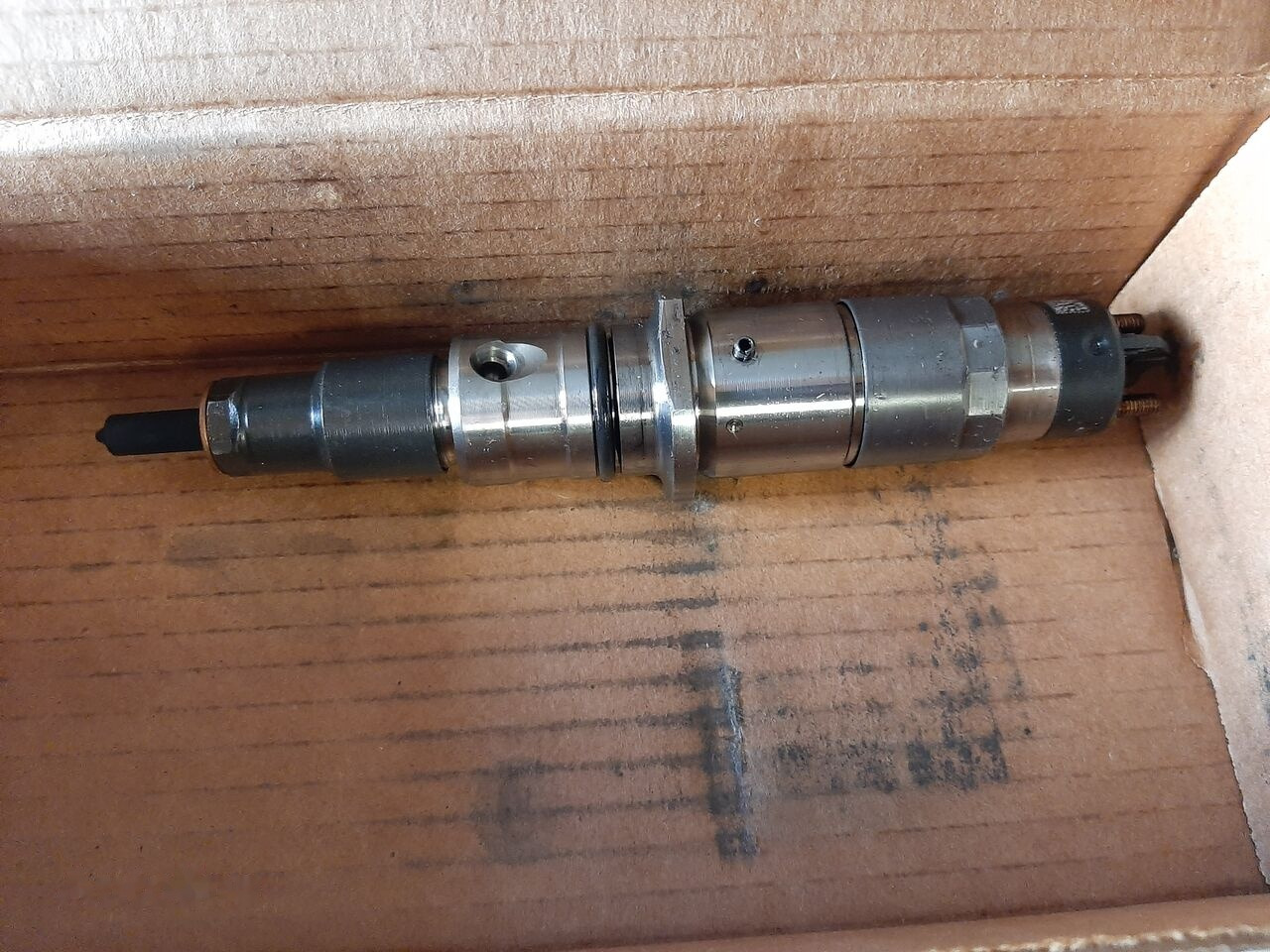 Bosch 0414700003 - Injector por Ônibus: foto 4 Bosch 0414700003 - Injector por Ônibus: foto 4