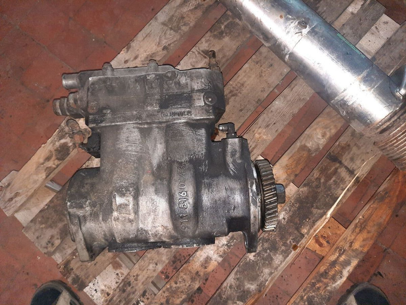 Cummins ISL egr Cooler - Sistema de escape: foto 4 Cummins ISL egr Cooler - Sistema de escape: foto 4