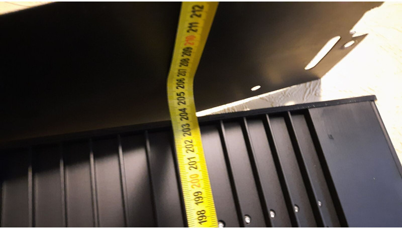 Iveco Mobitec LG2010000-000 Lawo D-76437 .Hanover OL020A.1780556(18568 - Painel de instrumentos: foto 3 Iveco Mobitec LG2010000-000 Lawo D-76437 .Hanover OL020A.1780556(18568 - Painel de instrumentos: foto 3