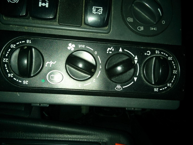 Painel de instrumentos Iveco климат контроль Iveko: foto 14