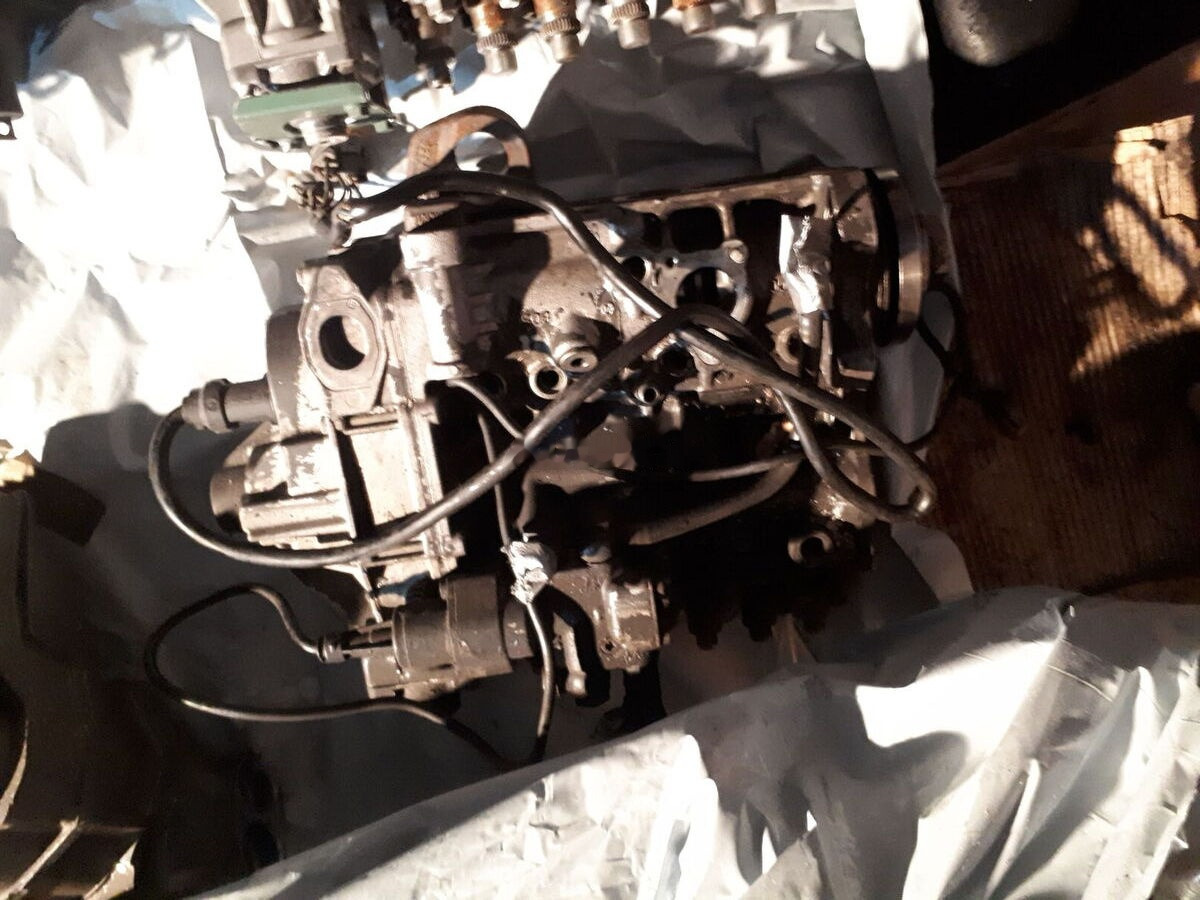 MAN 0402746967. 0402736883. 0402946023. 034 MAN - Bomba de combustivel por Camião: foto 4 MAN 0402746967. 0402736883. 0402946023. 034 MAN - Bomba de combustivel por Camião: foto 4