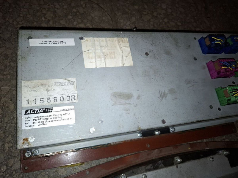 MAN DAF/ NEOPLAN. Mersedes. Iveko - Painel de instrumentos: foto 2 MAN DAF/ NEOPLAN. Mersedes. Iveko - Painel de instrumentos: foto 2