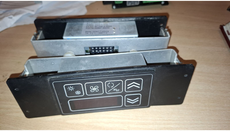 MAN Wabco 037 20/05 . 4461950040 - Centralina electrónica: foto 1 MAN Wabco 037 20/05 . 4461950040 - Centralina electrónica: foto 1