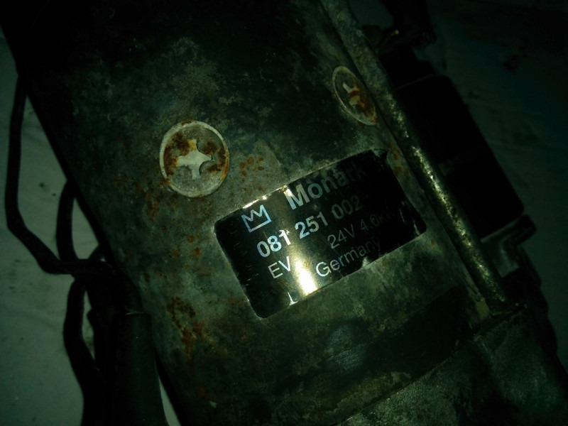 Mercedes-Benz 906 - Peça de reposição: foto 3 Mercedes-Benz 906 - Peça de reposição: foto 3