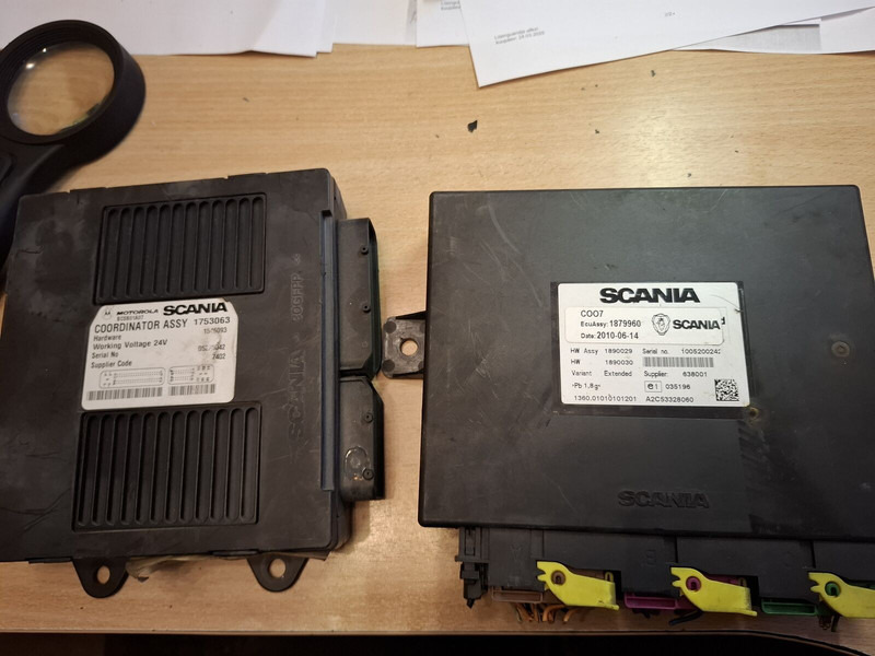 Scania C007. C006 - Centralina electrónica: foto 1 Scania C007. C006 - Centralina electrónica: foto 1