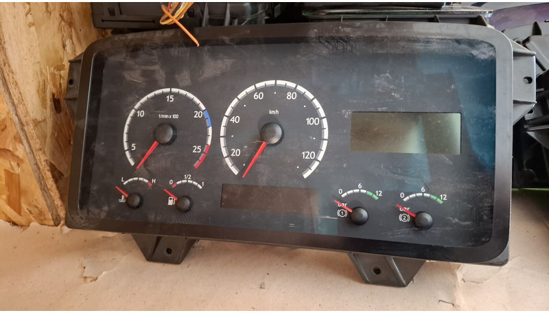 Scania МАН .Ивеко. Вольво. Рено. - Painel de instrumentos: foto 3 Scania МАН .Ивеко. Вольво. Рено. - Painel de instrumentos: foto 3