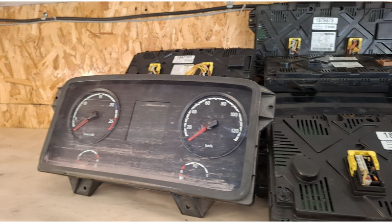 Scania МАН .Ивеко. Вольво. Рено. - Painel de instrumentos: foto 1 Scania МАН .Ивеко. Вольво. Рено. - Painel de instrumentos: foto 1