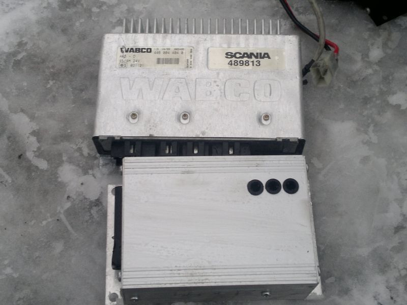 Scania VDO 412.413\006\002 . 412.413/006/005 - Centralina electrónica: foto 4 Scania VDO 412.413\006\002 . 412.413/006/005 - Centralina electrónica: foto 4