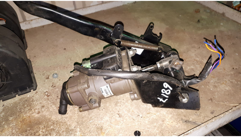 Scania педаль газа - Motor e peças: foto 4 Scania педаль газа - Motor e peças: foto 4