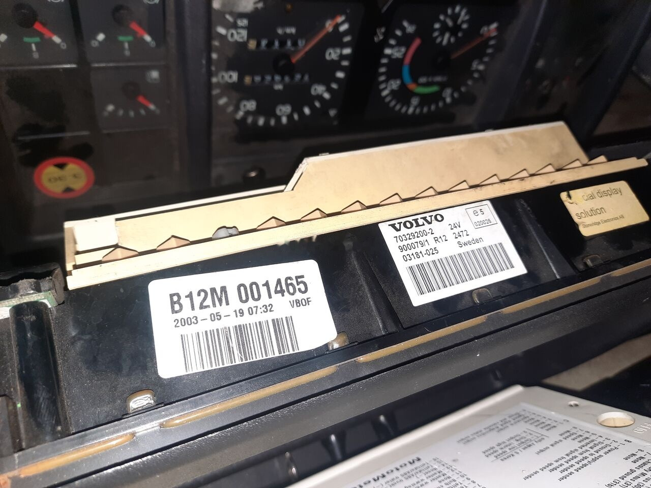 Volvo 70361832-1 . 70361831. 70329201-2 .22205475-P03. 70392912-P01/ Volvo B7 . B9. B12 . FH. Scania - Painel de instrumentos por Ônibus: foto 4 Volvo 70361832-1 . 70361831. 70329201-2 .22205475-P03. 70392912-P01/ Volvo B7 . B9. B12 . FH. Scania - Painel de instrumentos por Ônibus: foto 4