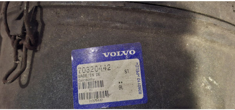 Volvo B12 - Sistema de admissão de ar: foto 4 Volvo B12 - Sistema de admissão de ar: foto 4