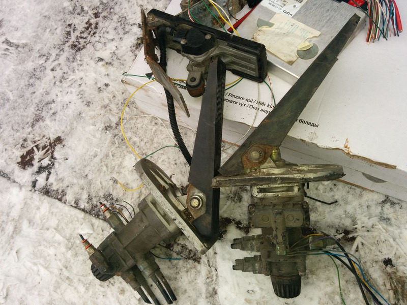 Volvo B12 - Peças de freio: foto 4 Volvo B12 - Peças de freio: foto 4