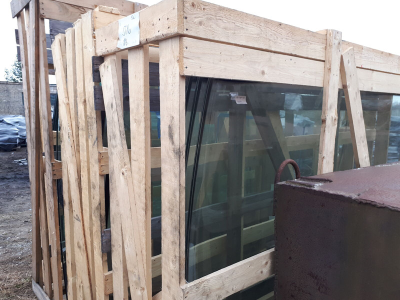 Volvo Carus 9700 - Vidro e peças: foto 3 Volvo Carus 9700 - Vidro e peças: foto 3