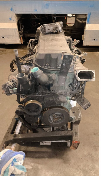 Volvo D9B380/ D9B-360 .G9A-300 D9B310. D9A.-340 - Motor: foto 4 Volvo D9B380/ D9B-360 .G9A-300 D9B310. D9A.-340 - Motor: foto 4