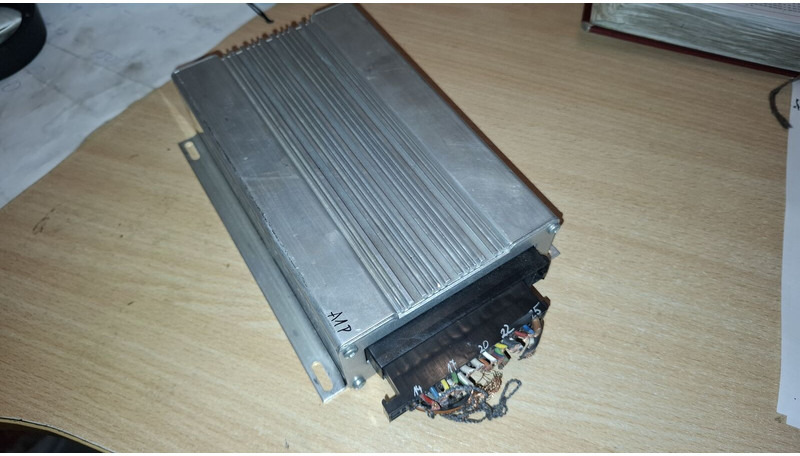 Volvo предохранительные платы Ивеко - Painel de instrumentos: foto 2 Volvo предохранительные платы Ивеко - Painel de instrumentos: foto 2