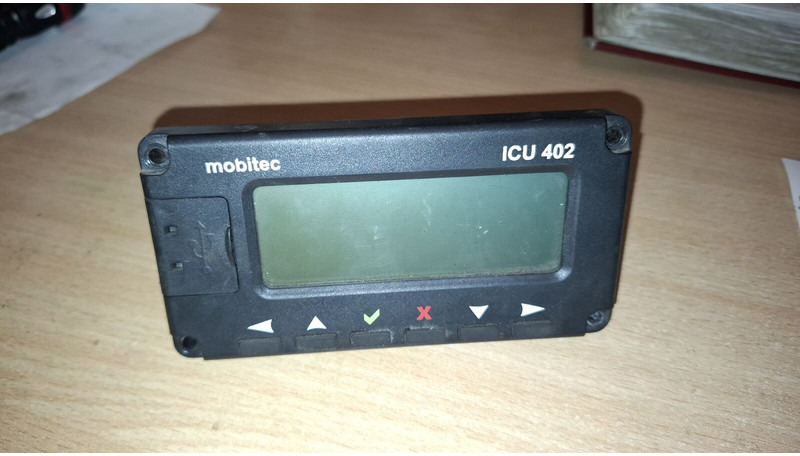 Volvo предохранительные платы Ивеко - Painel de instrumentos: foto 4 Volvo предохранительные платы Ивеко - Painel de instrumentos: foto 4