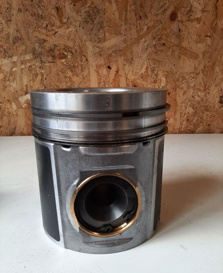 Volvo std 126.85 Sp0.15 126.85 - Piston/ Anel/ Buch por Ônibus: foto 1 Volvo std 126.85 Sp0.15 126.85 - Piston/ Anel/ Buch por Ônibus: foto 1