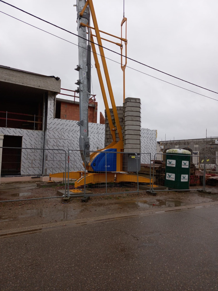 Grua automontante Potain IGO 50: foto 8