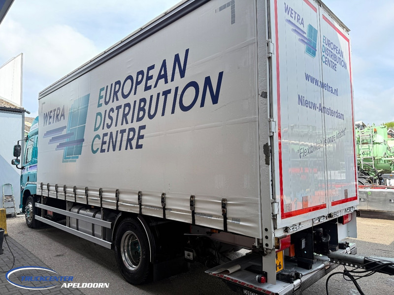 DAF CF 370 FA Space Cab, Sliding roof, Loading lift, Euro 6 - Camião de lona: foto 4 DAF CF 370 FA Space Cab, Sliding roof, Loading lift, Euro 6 - Camião de lona: foto 4