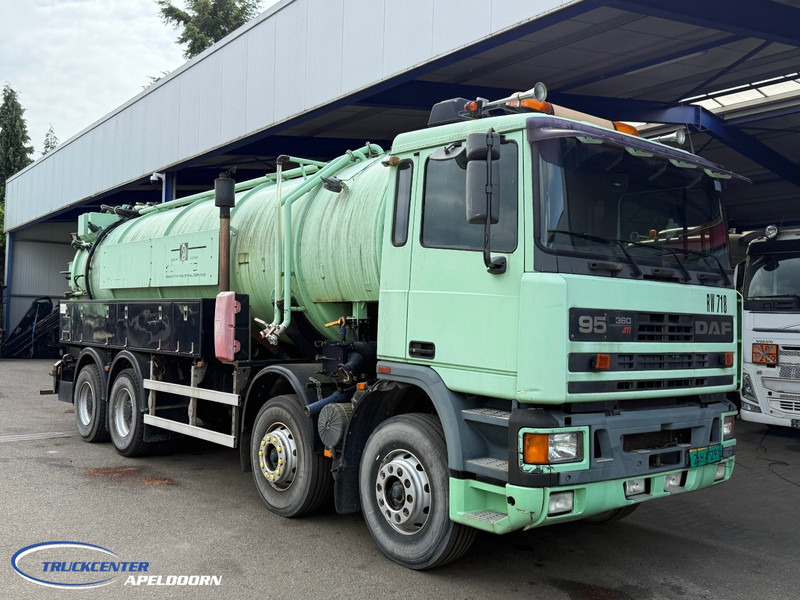 DAF XF 95.360 20400 Liter, 8x4 Steel springs - Caminhão limpa fossa: foto 1 DAF XF 95.360 20400 Liter, 8x4 Steel springs - Caminhão limpa fossa: foto 1