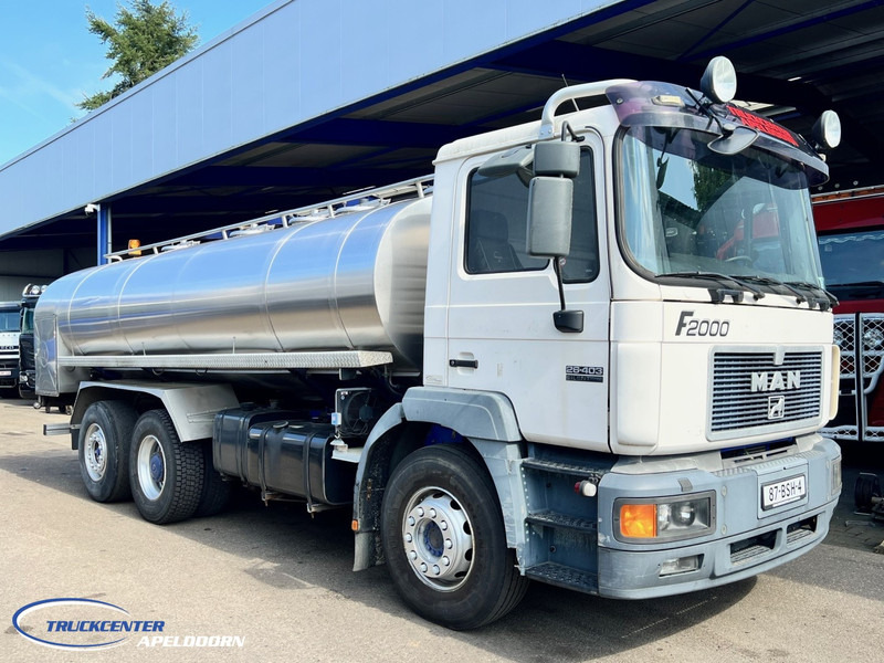 MAN 26.403 Manuel, Retarder, Reduction axle, 14250 liter - Caminhão tanque: foto 1 MAN 26.403 Manuel, Retarder, Reduction axle, 14250 liter - Caminhão tanque: foto 1