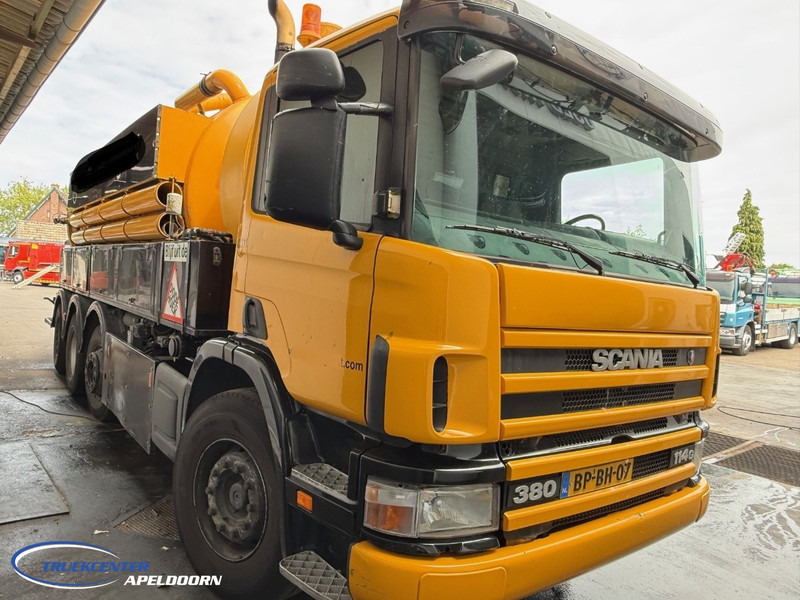 Scania P114GB8X2/4 NA 340 Tussenbak ontbreekt - Caminhão limpa fossa: foto 3 Scania P114GB8X2/4 NA 340 Tussenbak ontbreekt - Caminhão limpa fossa: foto 3