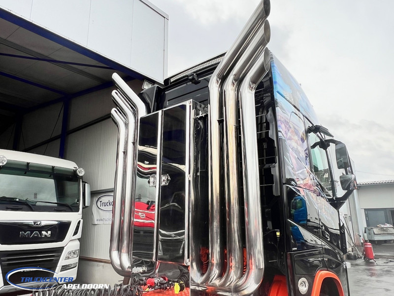 Volvo FH 750 6x4, I-cool, Special Show truck! - Tractor: foto 5 Volvo FH 750 6x4, I-cool, Special Show truck! - Tractor: foto 5