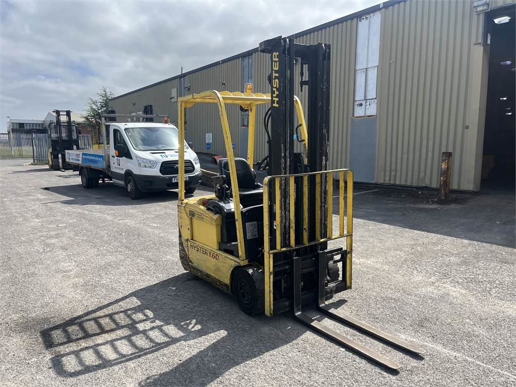 Hyster J1.60XMT - Empilhadeira elétrica: foto 3 Hyster J1.60XMT - Empilhadeira elétrica: foto 3
