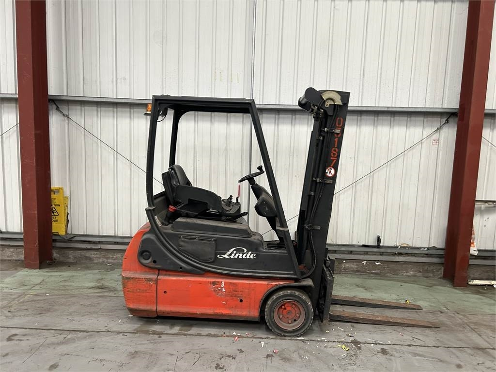 Linde E16C-02 - Empilhadeira elétrica: foto 5 Linde E16C-02 - Empilhadeira elétrica: foto 5