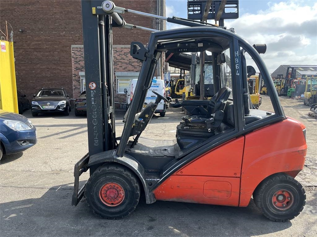 Linde H30D - Empilhadeira a diesel: foto 1 Linde H30D - Empilhadeira a diesel: foto 1