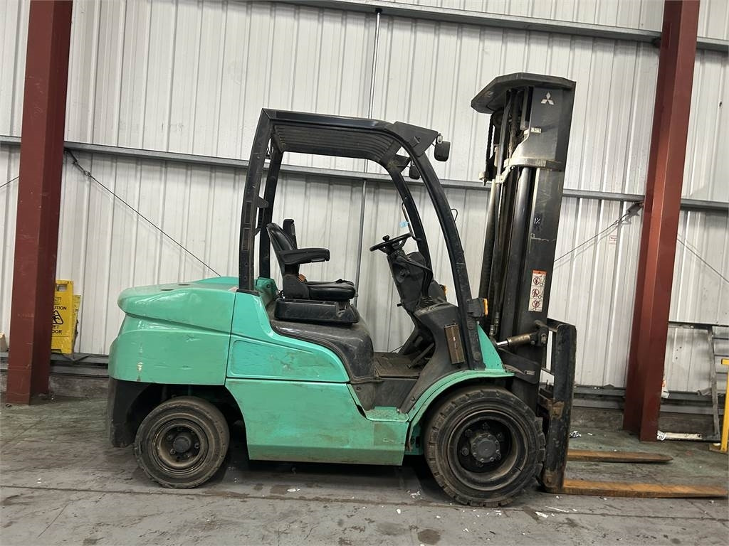 Mitsubishi FD35NT - Empilhadeira a diesel: foto 5 Mitsubishi FD35NT - Empilhadeira a diesel: foto 5