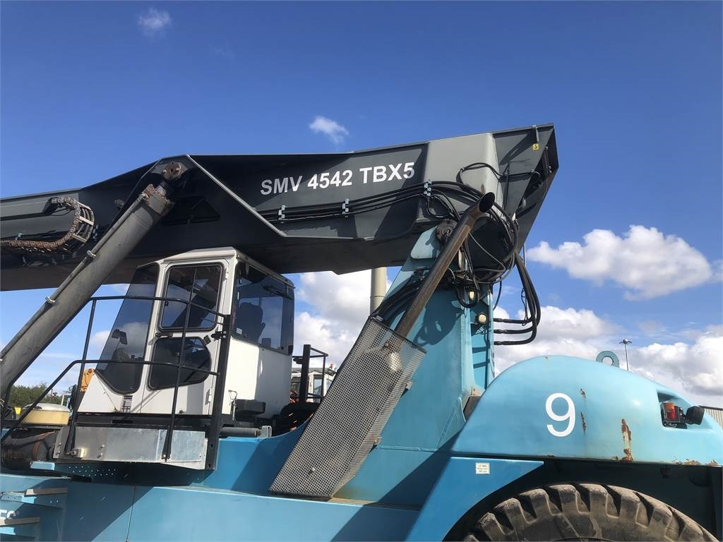 SMV 4542 TBX5 - Reachstacker porta contentores: foto 5 SMV 4542 TBX5 - Reachstacker porta contentores: foto 5