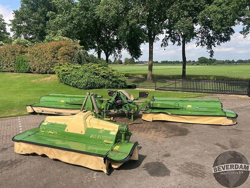Krone Easy Cut B 1000 CV - EC F 320 CV - Gadanheira: foto 1 Krone Easy Cut B 1000 CV - EC F 320 CV - Gadanheira: foto 1