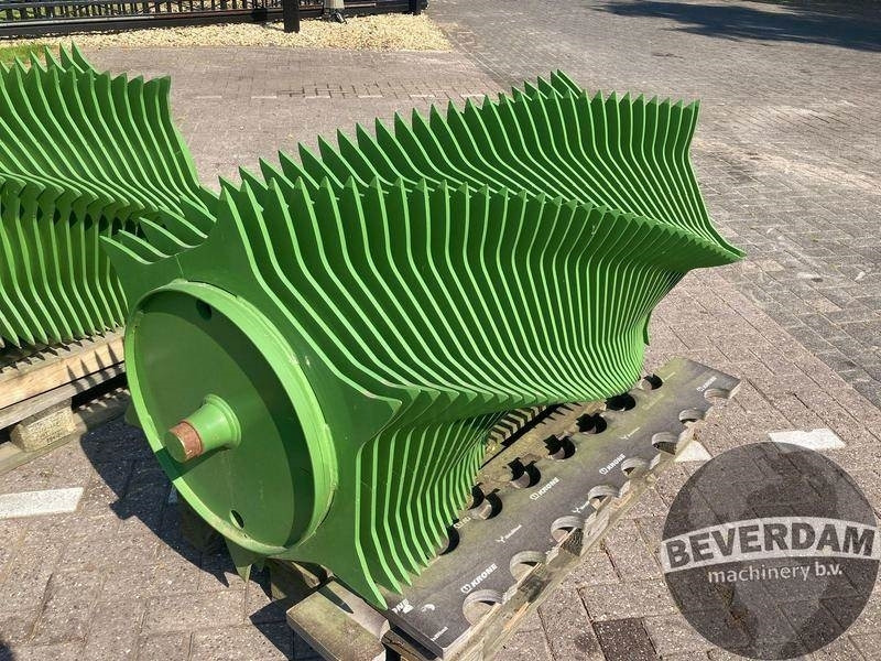 Krone Titan Rotor nieuw! - Máquina para produção de feno: foto 5 Krone Titan Rotor nieuw! - Máquina para produção de feno: foto 5