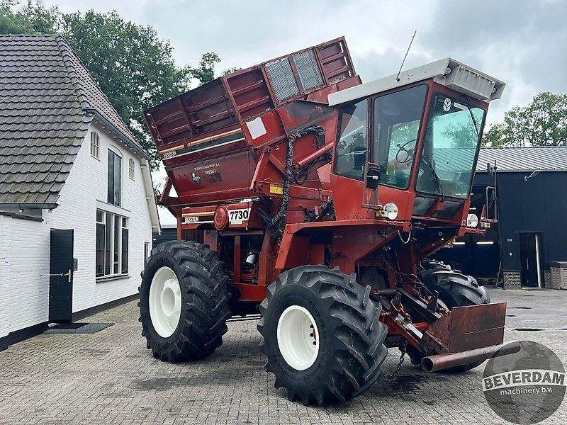 Hesston 7730 - Máquina agrícola: foto 4 Hesston 7730 - Máquina agrícola: foto 4