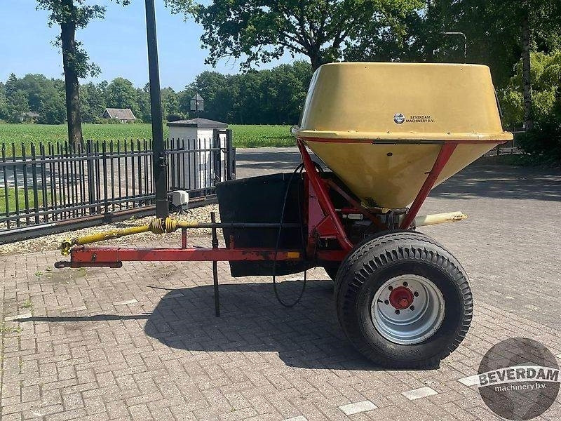 Vicon getrokken kunstmeststrooier - Distribuidor de fertilizantes: foto 5 Vicon getrokken kunstmeststrooier - Distribuidor de fertilizantes: foto 5