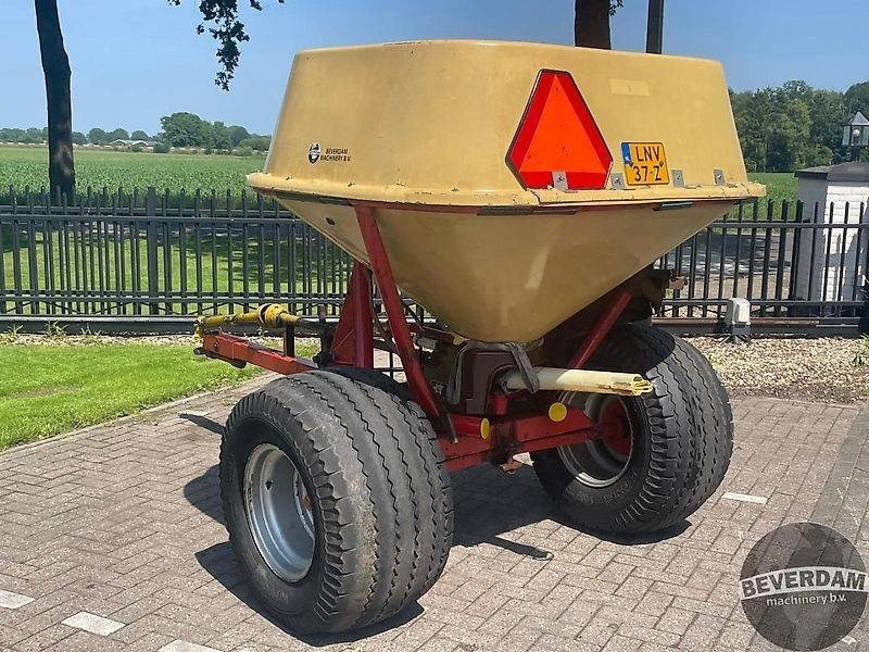Vicon getrokken kunstmeststrooier - Distribuidor de fertilizantes: foto 4 Vicon getrokken kunstmeststrooier - Distribuidor de fertilizantes: foto 4